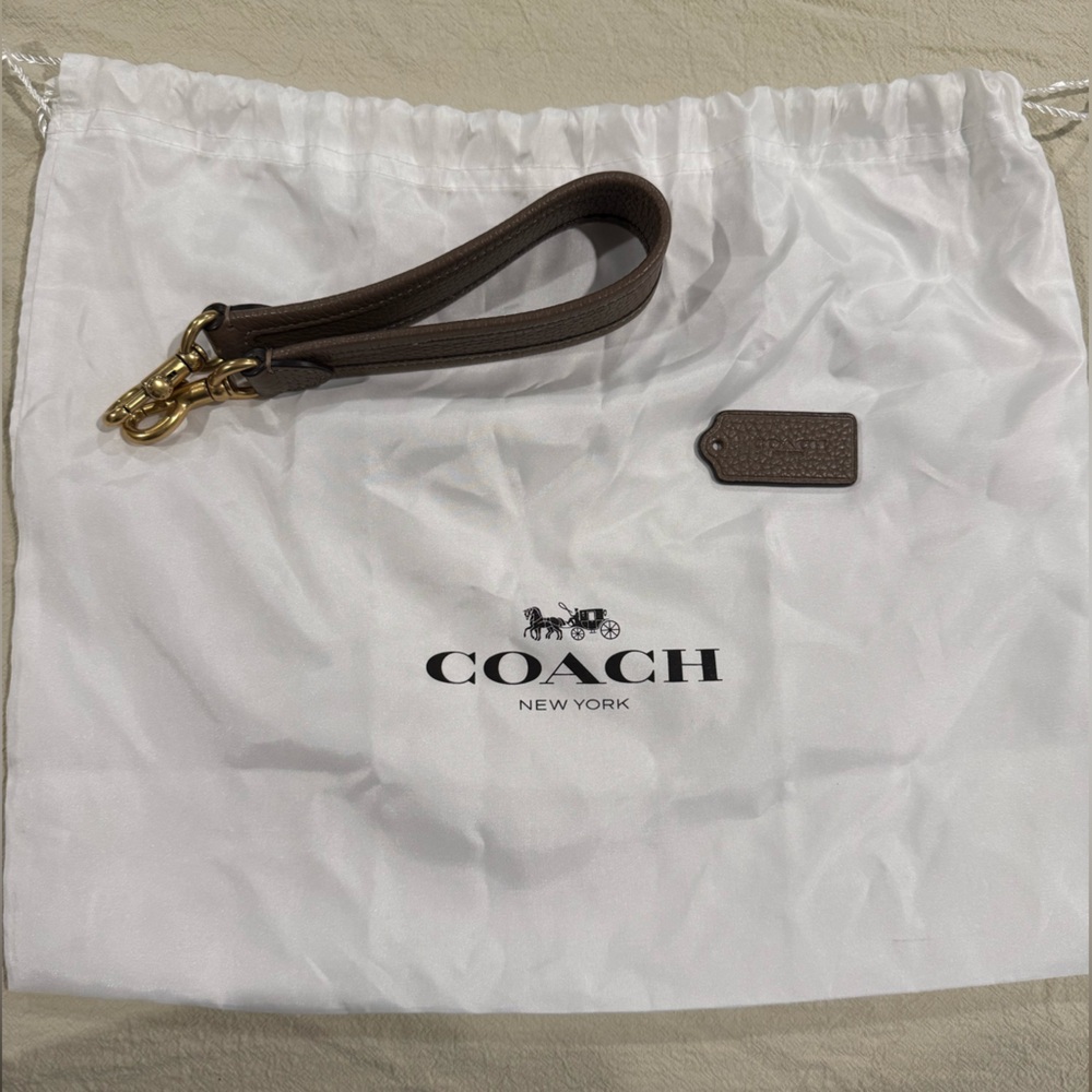 Coach Brown Leather Shoulder Bag - Picture 11 of 12